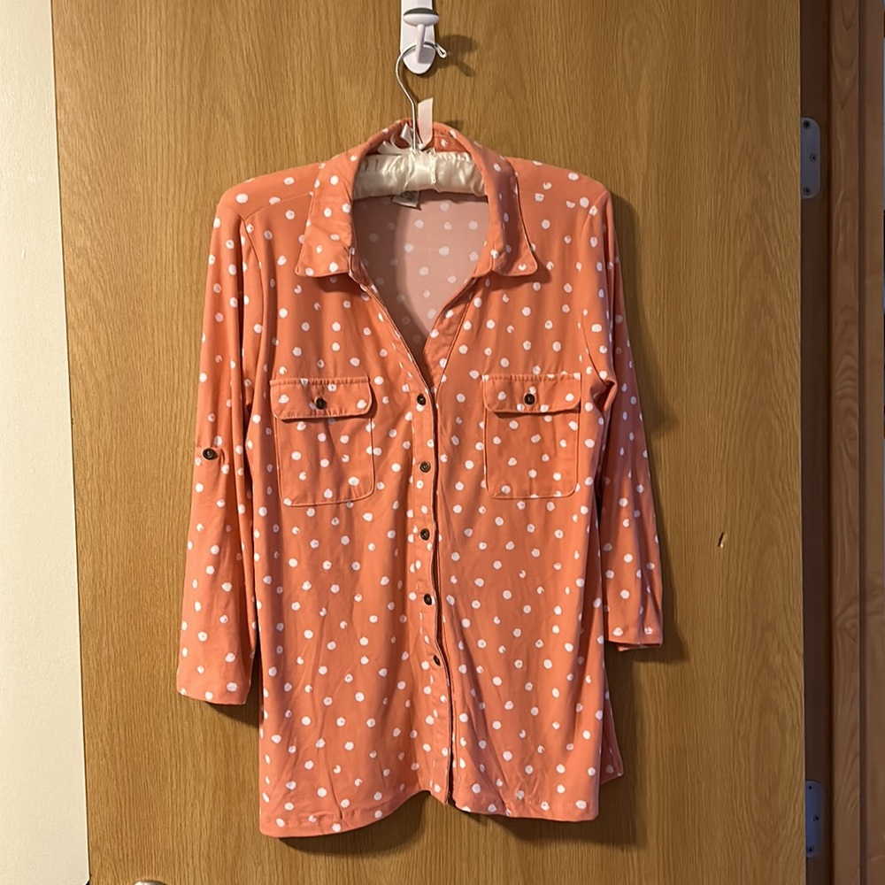 Hastings & Smith 3/4 Length Sleeve Orange Polka Dotted Shirt (NWOT)
